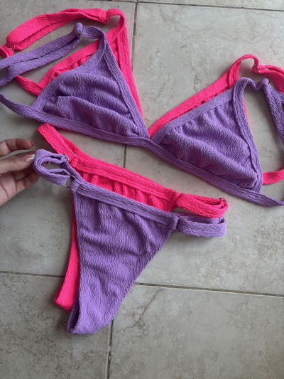 Bk triángulo textura Pili