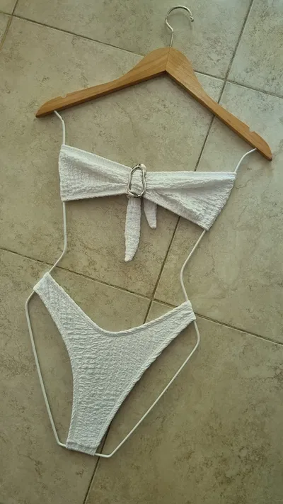 Bk strapless clásico textura