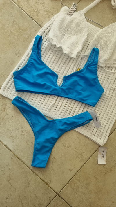 BK Marlen- top con abertura