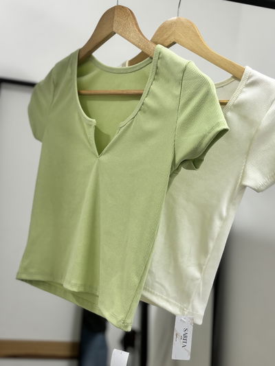 Remera morley manga corta cuello V-Chloe