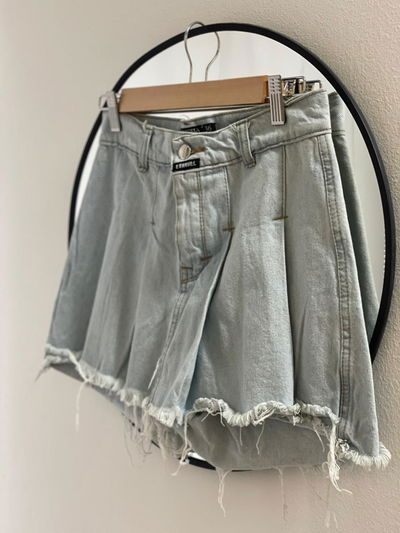 Short pollera tableado