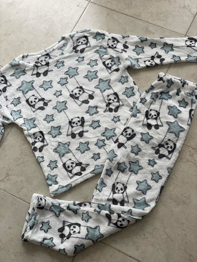 Pijama polar estampado