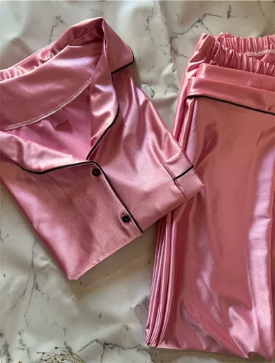 Pijama prada rosa 