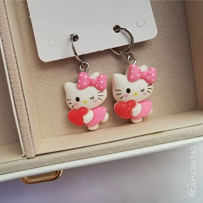 Aros Kawaii Hello Kitty Corazon