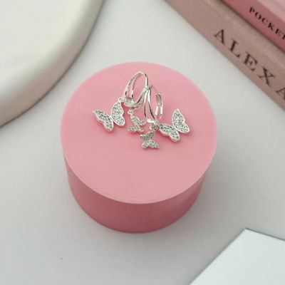Argollas en acero blanco Mariposa