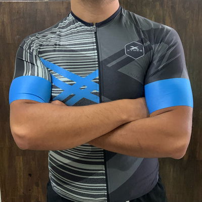 JERSEY CICLISMO CIERRE COMPLETO (CELESTE)