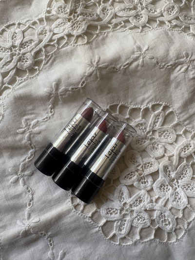 LABIAL EN BARRA TEJAR