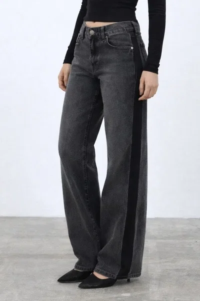 JEANS LUCIA