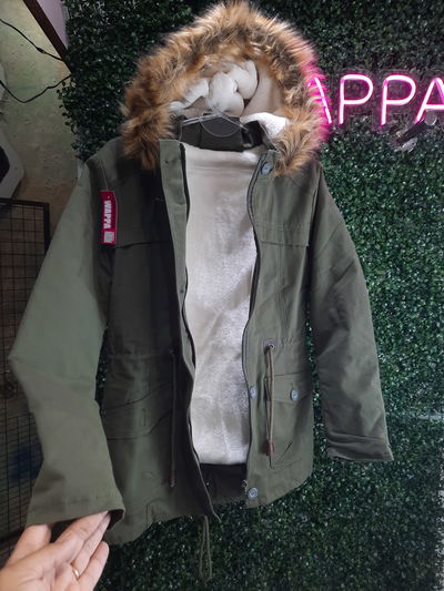 PARKAS CON PIEL