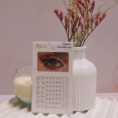 Mini plancha de strass autoadhesivos Mely