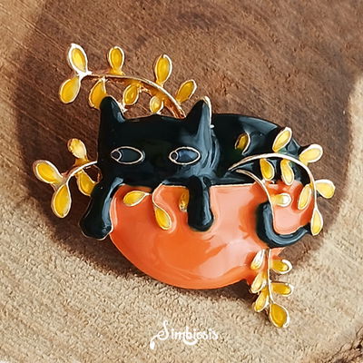 Gatitos en maceta