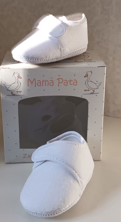 zapatito con abrojo mamá pata