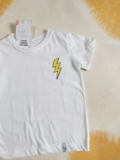 REMERA RAYO