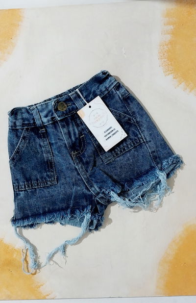 SHORT MOM BETEADO