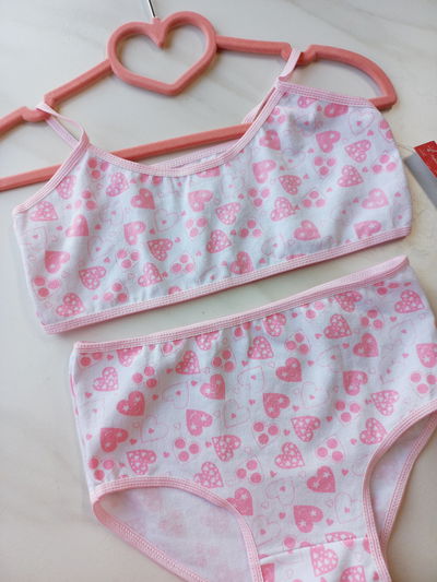 Conjunto de nena rosa