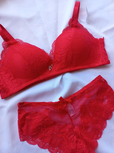 Conjunto taza soft con culotte rojo