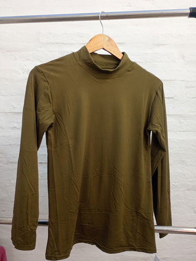 Camiseta termica mujer verde oliva