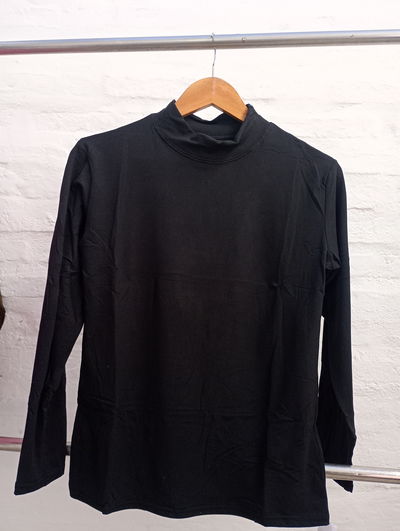 Camiseta termica mujer negra