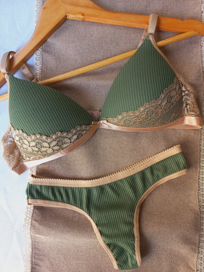 Conjunto taza soft morley con puntilla verde militar