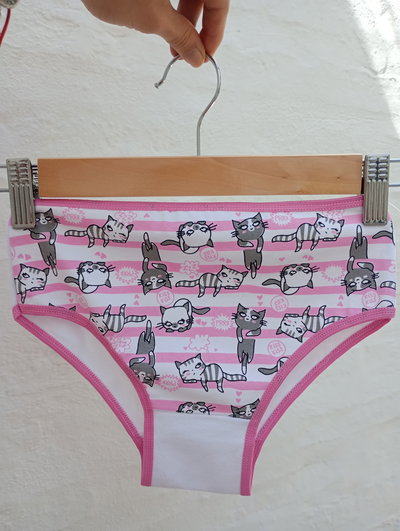  Bombacha de nena de algodón estampada rosa