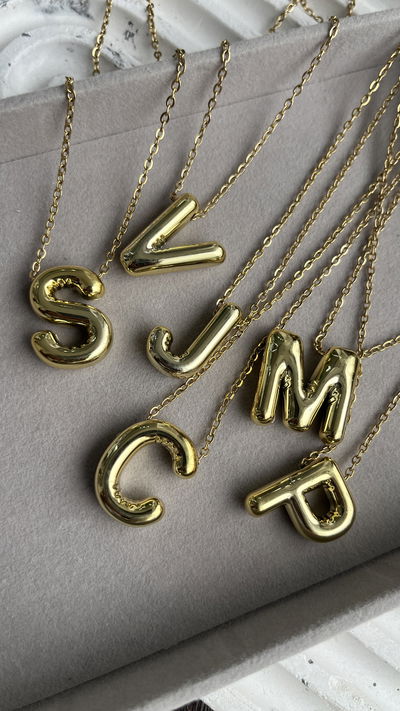 Collar inicial chunky