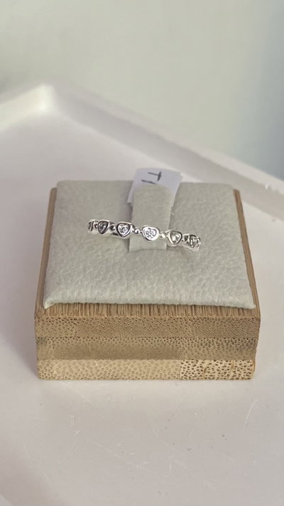Anillo lila