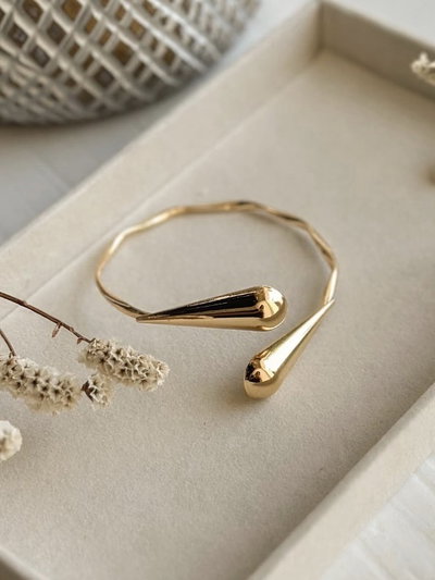Pulsera brazalete gota