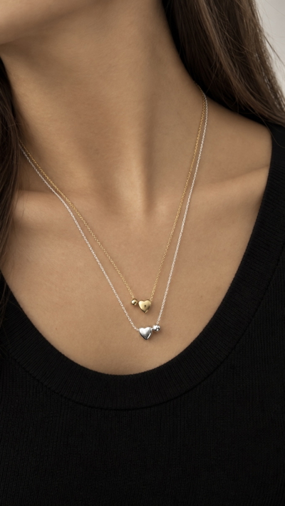 Collar heart ball