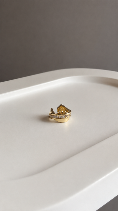 Cuff dorado strass