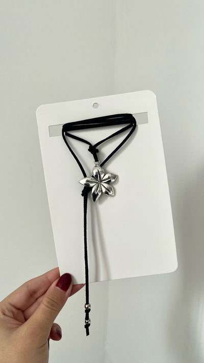 Choker flor
