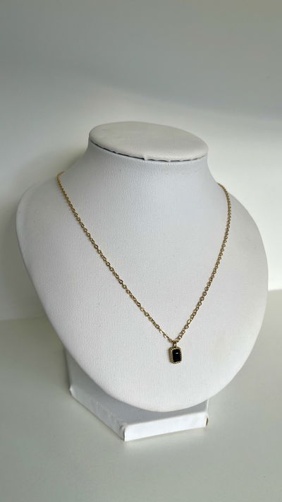 Collar cubic black