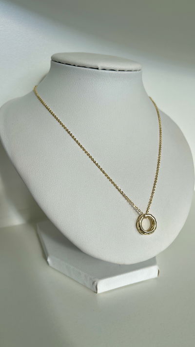 Collar eternal
