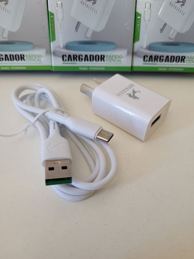 CARGADOR ROYACELL 2.4A