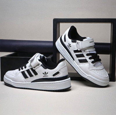 Adidas Forum con Velero