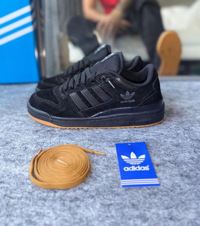 Adidas Forum Black