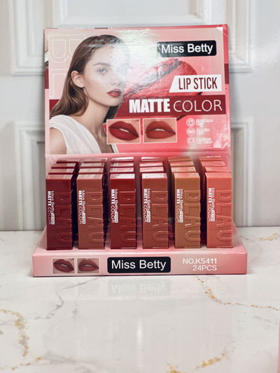 Labial en barra matte miss betty