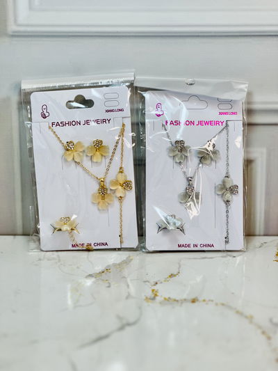 Kit collar+pulsera+anillo+aros trébol