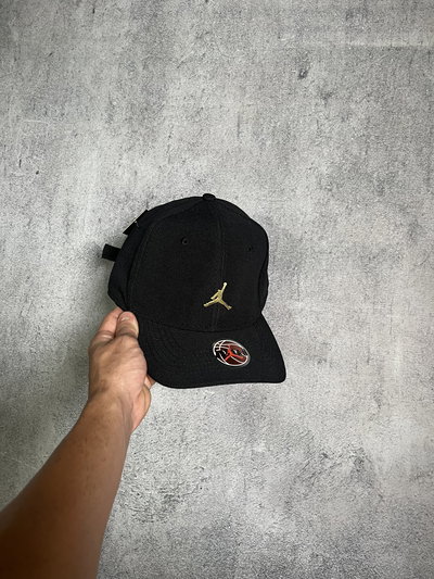 Gorra Jordan Chapita 