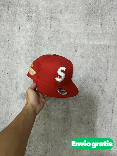 Gorra New Era 9FIFTY Supreme