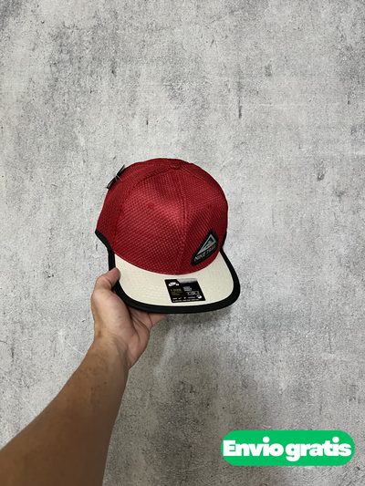 Gorra Nike Trail