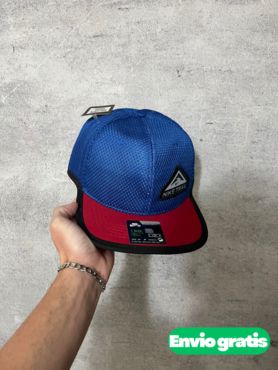 Gorra Nike Trail