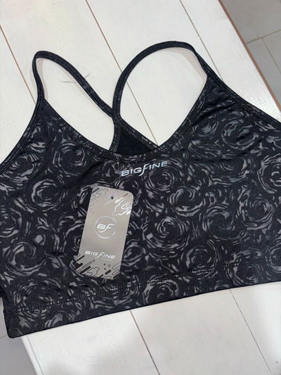 Top BIGFINE breteles finos negro cofrado - talle 4
