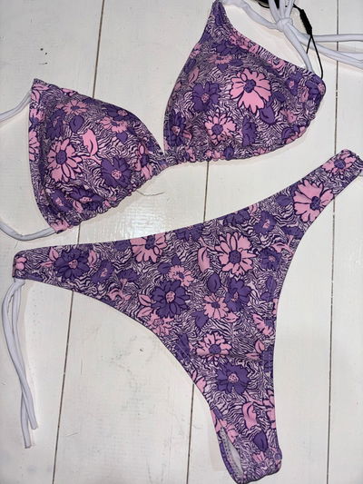 Bikini triangulito con tazas removibles - Floreada talle M