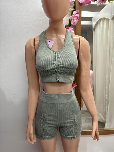 Conjunto Short con Frunce + Top Frunce | verde petróleo
