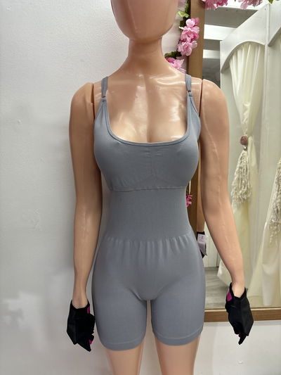 Catsuit Espalda Cruzada | gris 👽