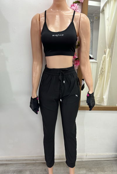 Jogging liviano de micro fibra | negro 