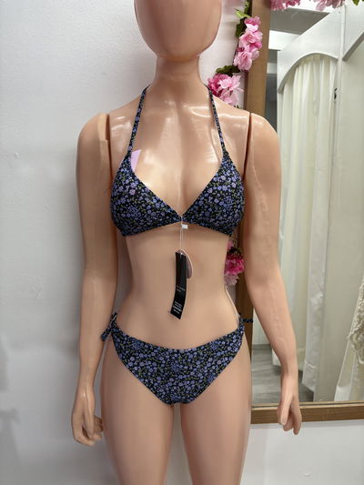 Bikini triangulito con tazas removibles + colaless - estampado | floreado con violeta