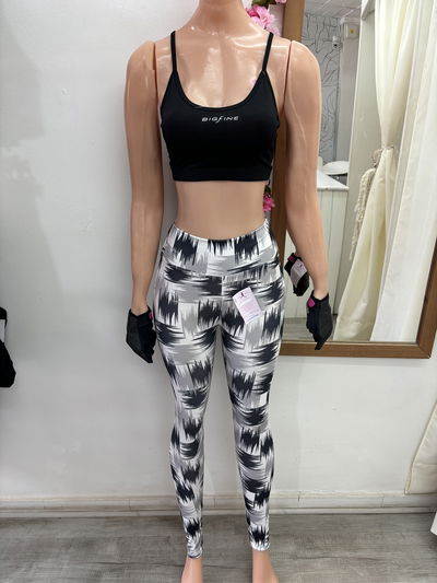 Calza larga estampada | Blanco y negro 🖤