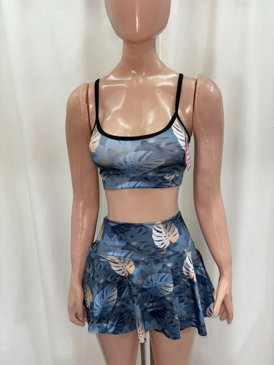 Short pollera con volados | estampado azul con hojas 