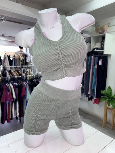Conjunto Short con Frunce + Top Frunce | verde musgo